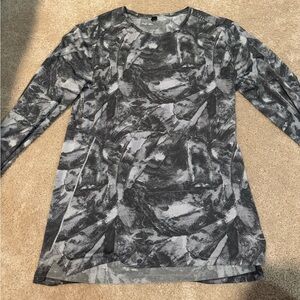 Lululemon long sleeve mens black white and gray